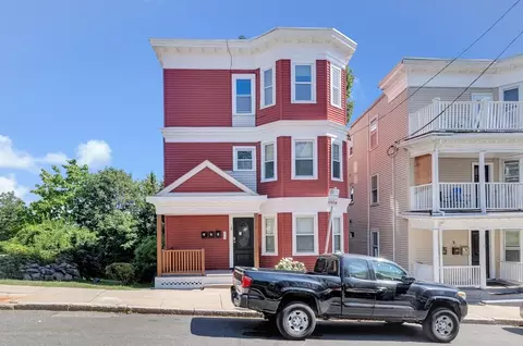 18 Peverell St, Boston, MA 02125
