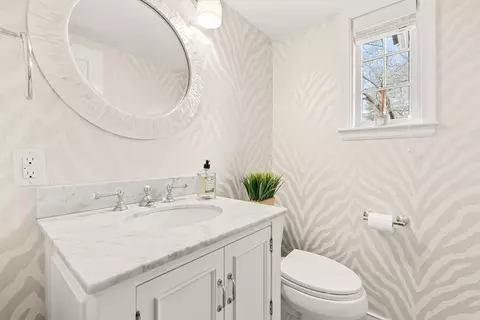 27 Radcliffe Rd, Wellesley, MA 02482 photo 16