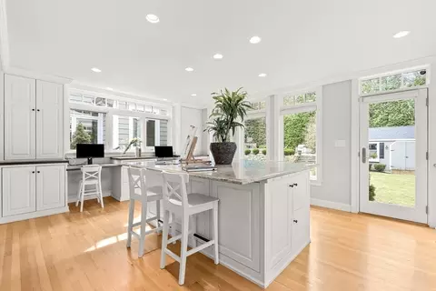 27 Radcliffe Rd, Wellesley, MA 02482 photo 14