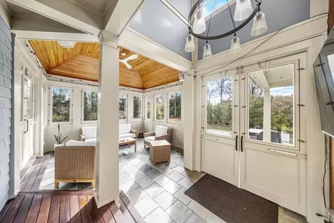 21 Middle St, Hingham, MA 02043 photo 13