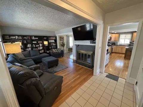 127 Central Ave, Everett, MA 02149 photo 5
