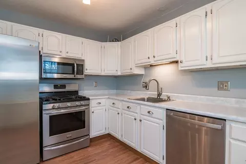 19 Marmon Ct, Springfield, MA 01129 photo 12
