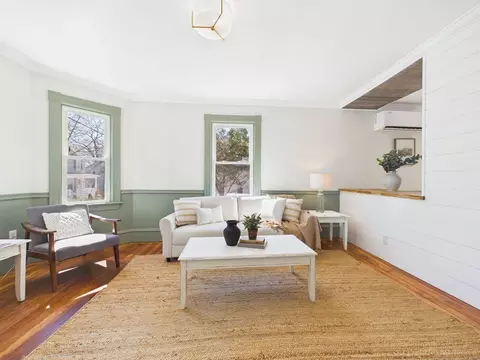 Living - 270 Garden St, Fall River, MA 02720 photo 2 of 5