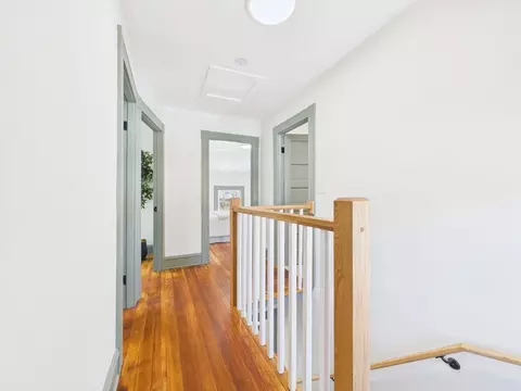 Entry Way - 270 Garden St, Fall River, MA 02720 photo 1 of 2
