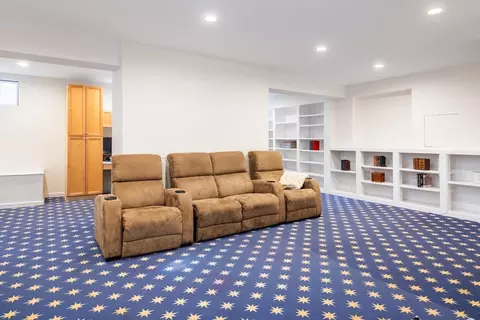 98 Spooner Rd, Chestnut Hill, MA 02467 photo 14