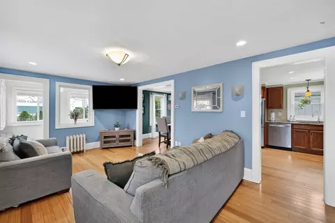 400 El Paso St, Springfield, MA 01104 photo 5