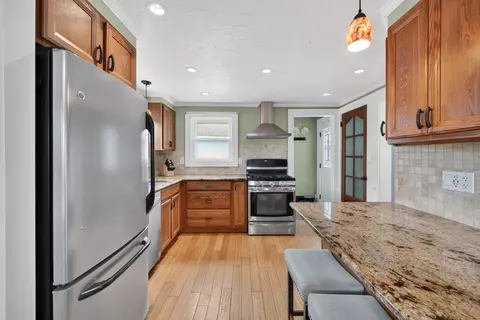 400 El Paso St, Springfield, MA 01104 photo 14