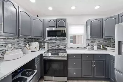 Kitchen - 73 Oklahoma St, Springfield, MA 01104 photo 3 of 3