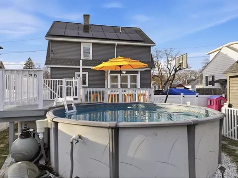 Exterior - 73 Oklahoma St, Springfield, MA 01104 photo 13 of 15