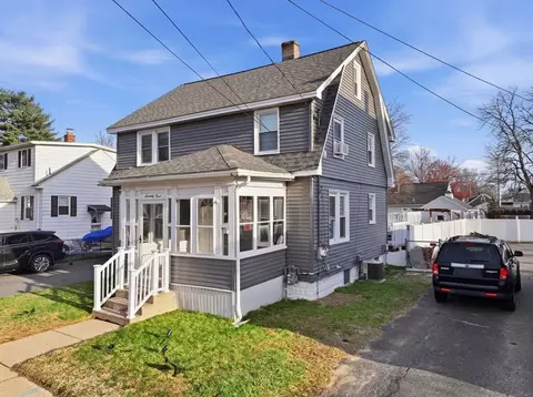 Exterior - 73 Oklahoma St, Springfield, MA 01104 photo 4 of 15