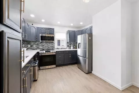 Kitchen - 73 Oklahoma St, Springfield, MA 01104 photo 1 of 3