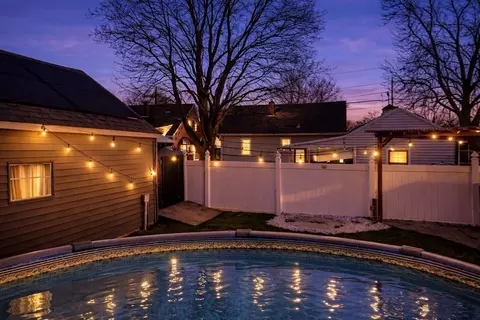 Exterior - 73 Oklahoma St, Springfield, MA 01104 photo 15 of 15