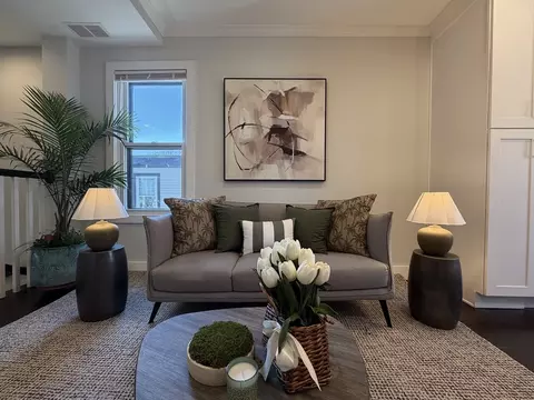 57 Hurley St #3, Cambridge, MA 02141