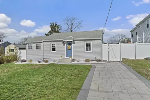 68 Leland Rd, Marshfield, MA 02050