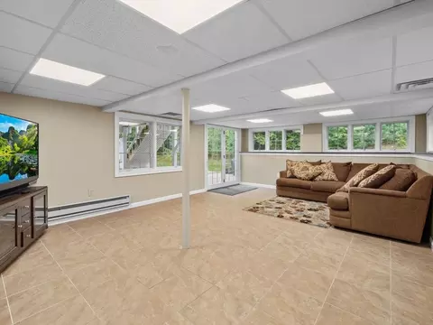 Living - 12 Breton Rd, Upton, MA 01568 photo 6 of 6