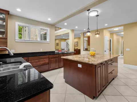 Kitchen - 12 Breton Rd, Upton, MA 01568 photo 2 of 5
