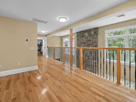 Entry Way - 12 Breton Rd, Upton, MA 01568 photo 2 of 3