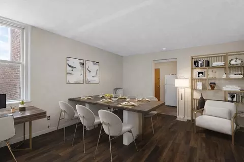 75 Park St #8, Brookline, MA 02446