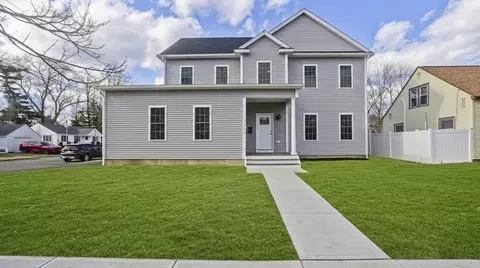 1220 Bay St, Springfield, MA 01109