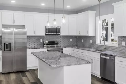 1220 Bay St, Springfield, MA 01109 photo 2