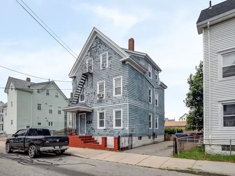 81 Thompson St, New Bedford, MA 02740