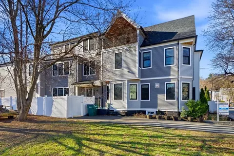 28 Cherry St #28, Medford, MA 02155