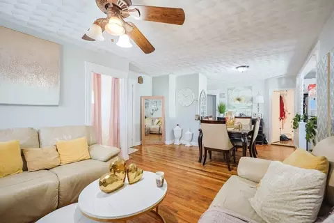 Entry Way - 104 Oak St, Fall River, MA 02720 photo 1 of 1