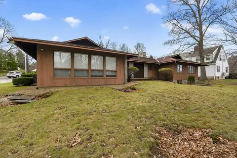 312 Adams St, Quincy, MA 02169