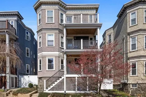 63 Downer Ave #1, Boston, MA 02125