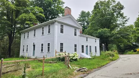 64 Meadow Rd, Townsend, MA 01469