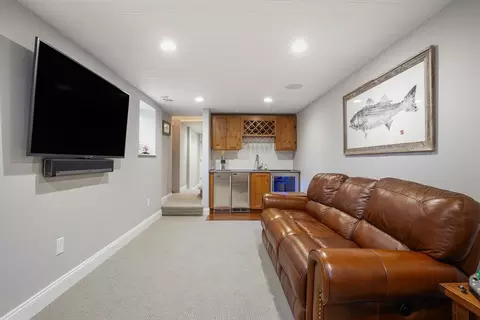 10 Higgins Rd, Marblehead, MA 01945 photo 23
