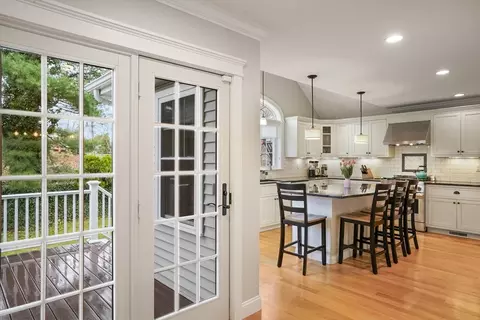 10 Higgins Rd, Marblehead, MA 01945 photo 6