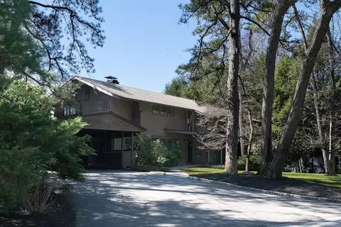 24 Barberry Rd, Lexington, MA 02421