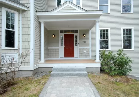 742 Main St, Acton, MA 01720 photo 2
