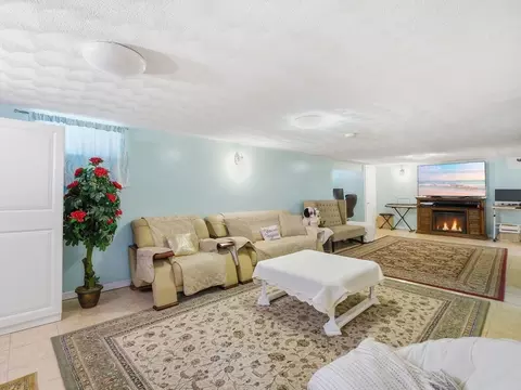 44 Dunster Rd, Everett, MA 02149 photo 13