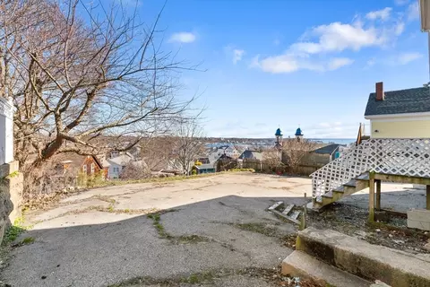 Exterior - 23 Mount Vernon St, Gloucester, MA 01930 photo 2 of 2