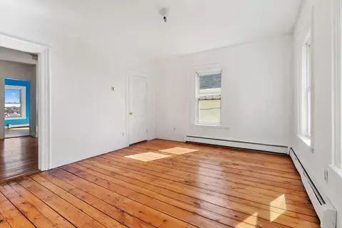 Bedroom - 23 Mount Vernon St, Gloucester, MA 01930 photo 1 of 10