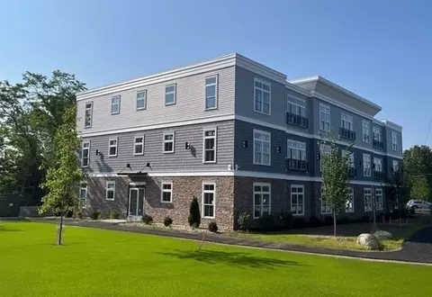 7 Cross St #201, Wilmington, MA 01887