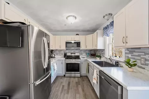 5239 N Main St #20, Fall River, MA 02720 photo 5