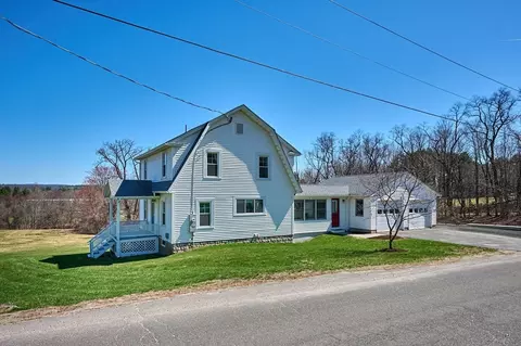 69 High St, Southampton, MA 01073