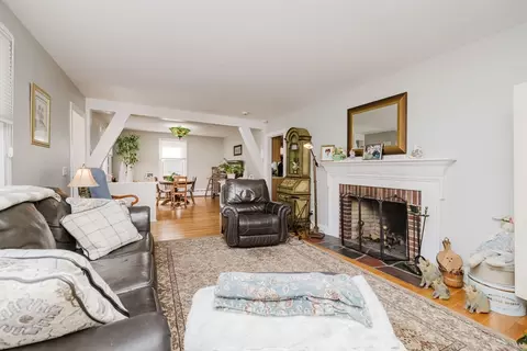 Living - 554 Madison St, Fall River, MA 02720 photo 1 of 2