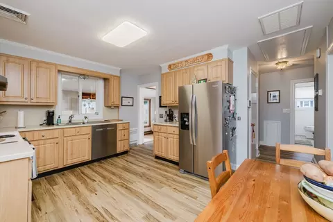 Kitchen - 554 Madison St, Fall River, MA 02720 photo 4 of 4