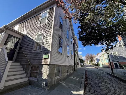 60 Mechanics Ln, New Bedford, MA 02740