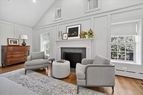 Living - 54 Lincoln St, Hingham, MA 02043 photo 4 of 5