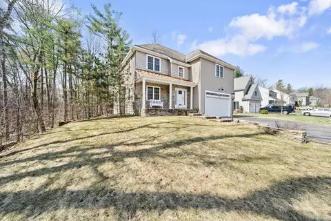 697 Salisbury, Worcester, MA 01609 photo 2