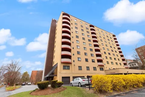 2500 Mystic Valley Pkwy #1004, Medford, MA 02155