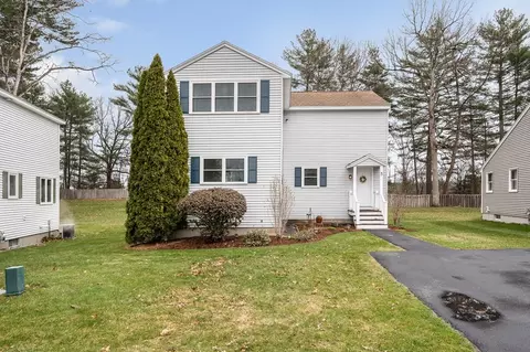 8 Fitzpatrick Cir #8, Nashua, NH 03063