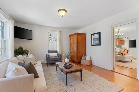 20 Prospect St, Reading, MA 01867 photo 11