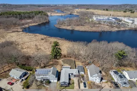 243 Riverside Dr, Dedham, MA 02026 photo 40