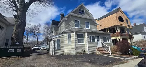 40 Hollywood St, Worcester, MA 01610